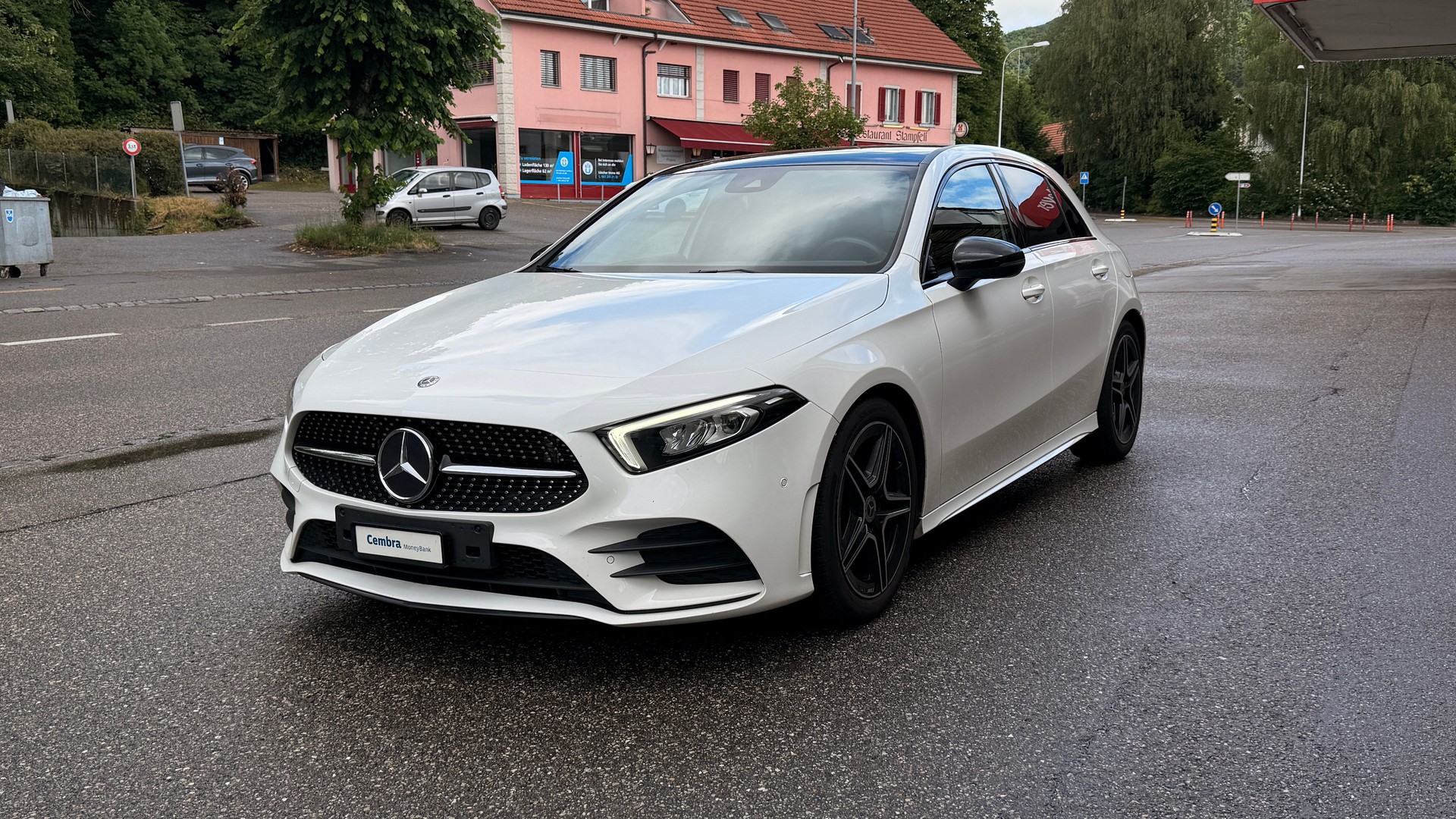 MERCEDES-BENZ A 200 AMG Line 7G-DCT
