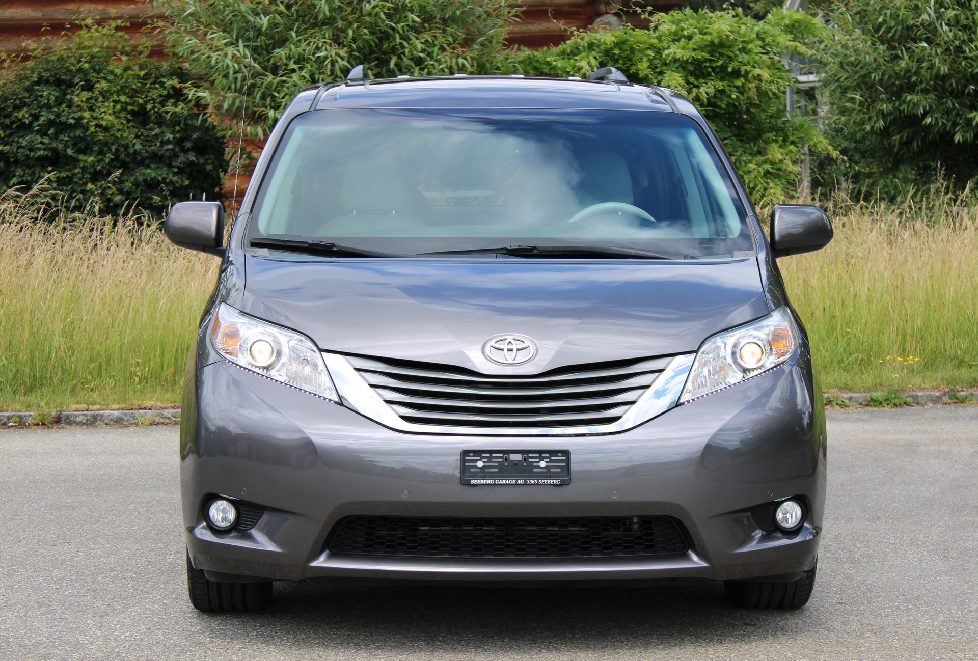 TOYOTA Sienna 3.5 A 4WD-image-4