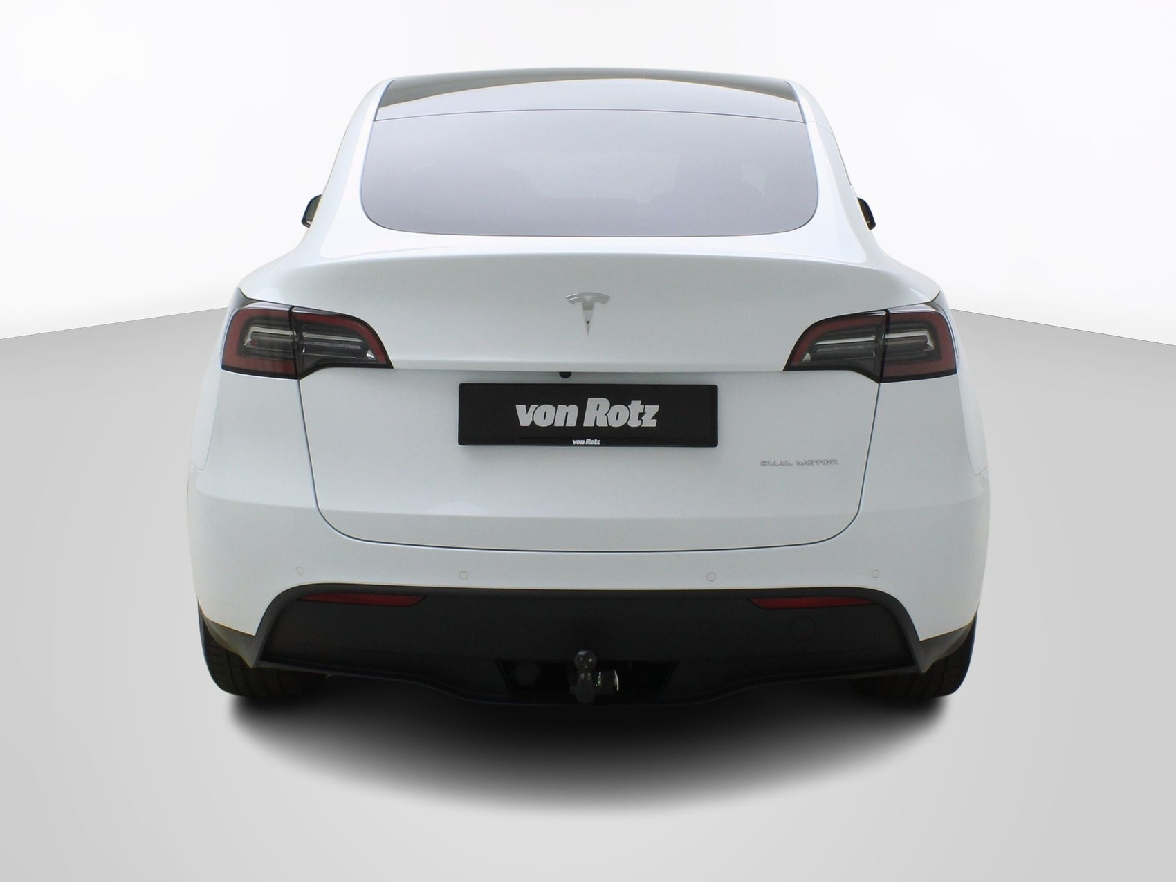 TESLA Model Y Long Range Dual AWD-image-4