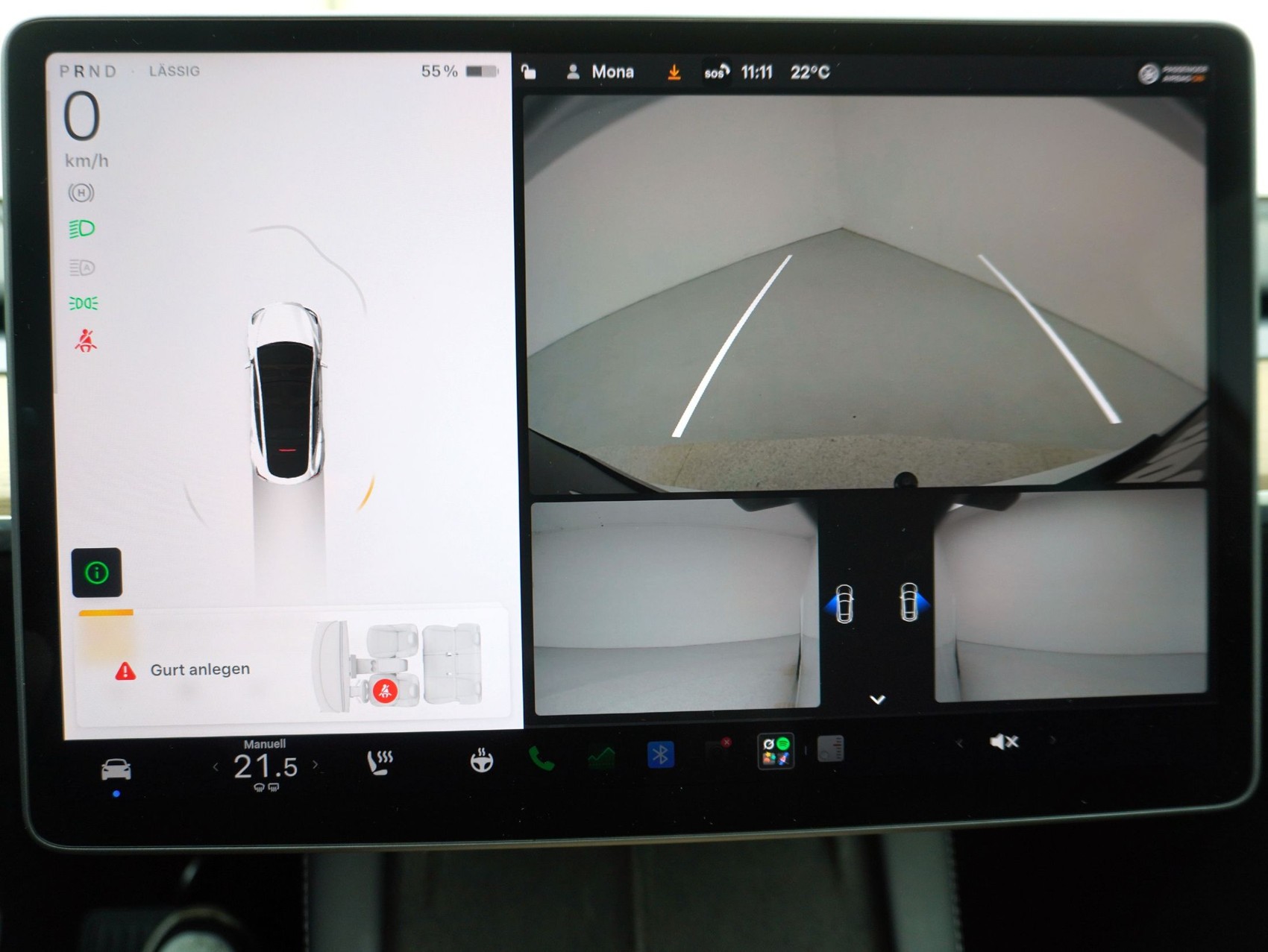 TESLA Model Y Long Range Dual AWD-image-17