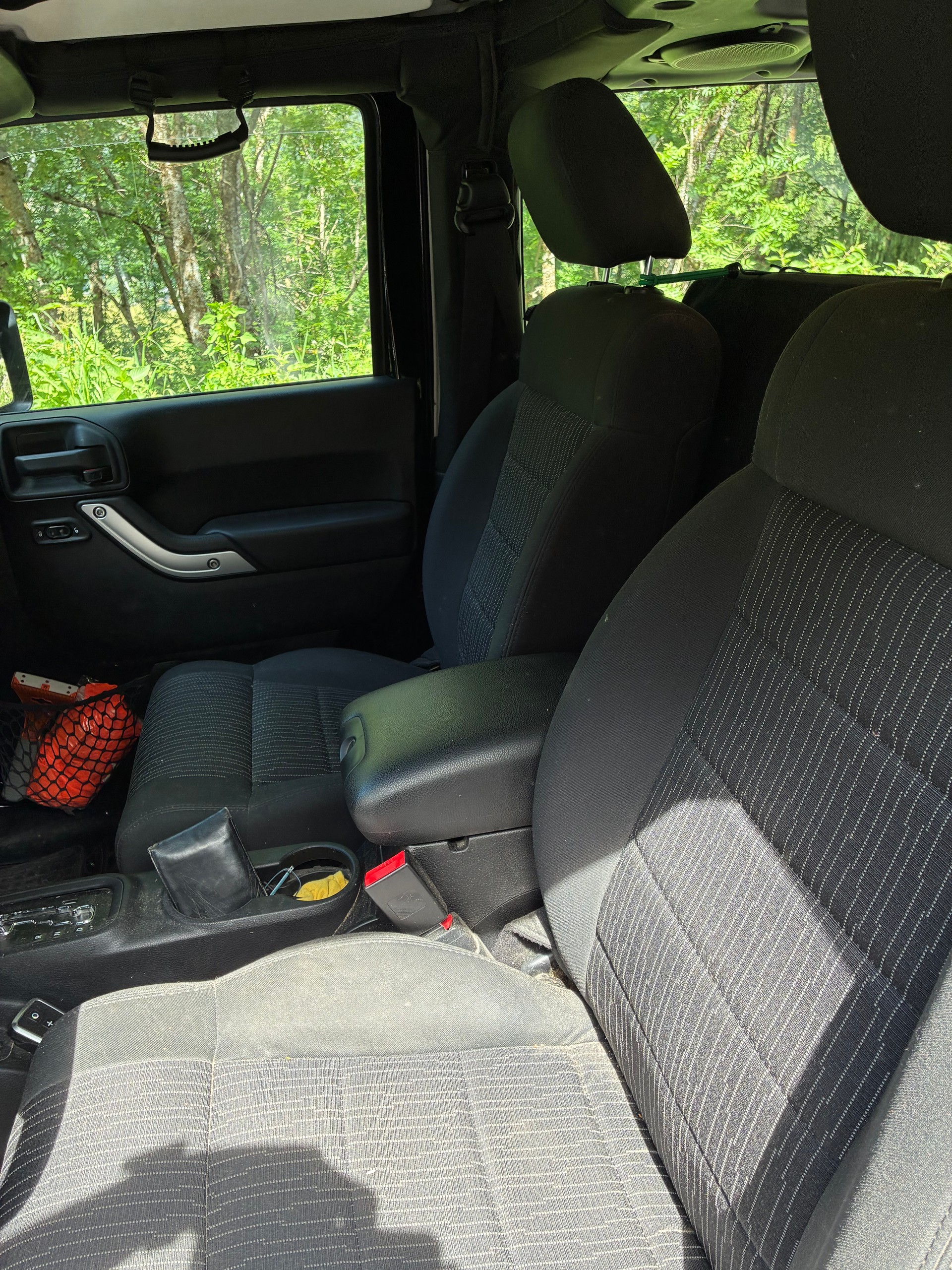 JEEP 3.6 V6 Sahara-image-4