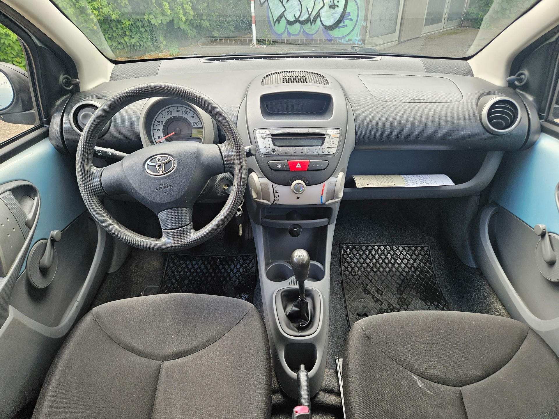TOYOTA Aygo 1.0 Linea Sol-image-8