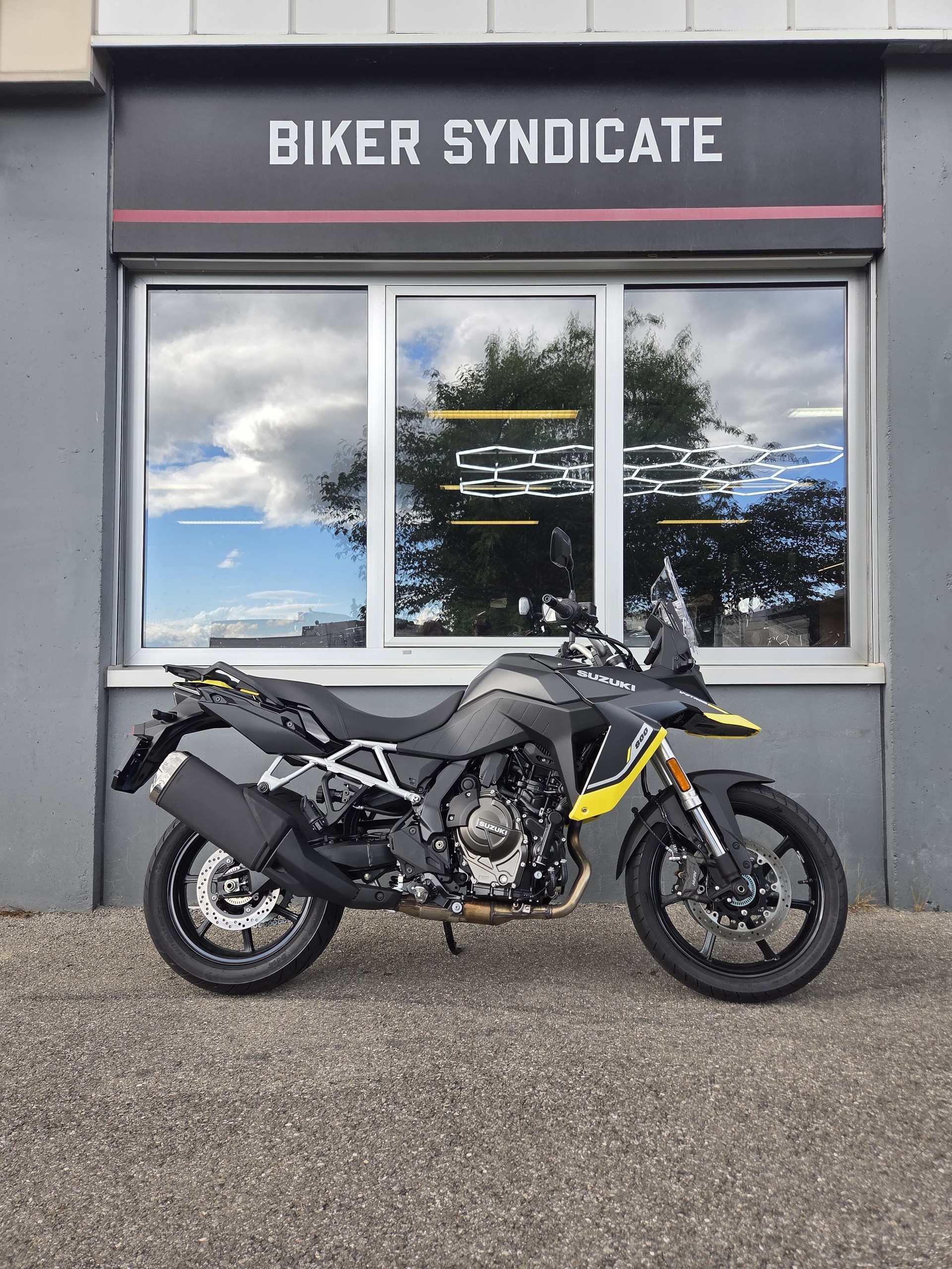SUZUKI V-Strom 800