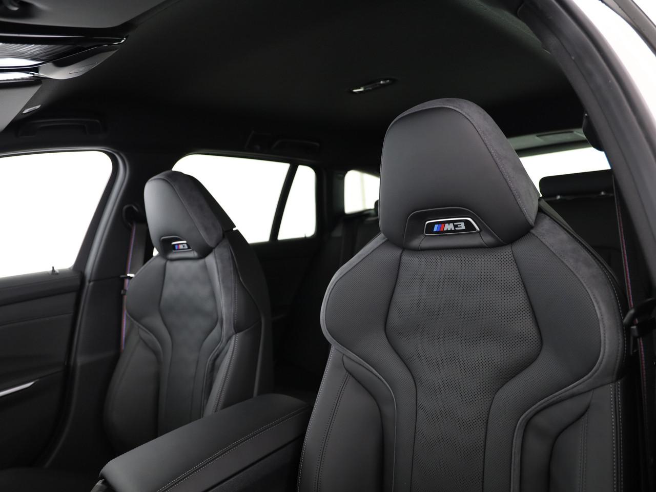 BMW M3 Competition xDrive Touring-image-13