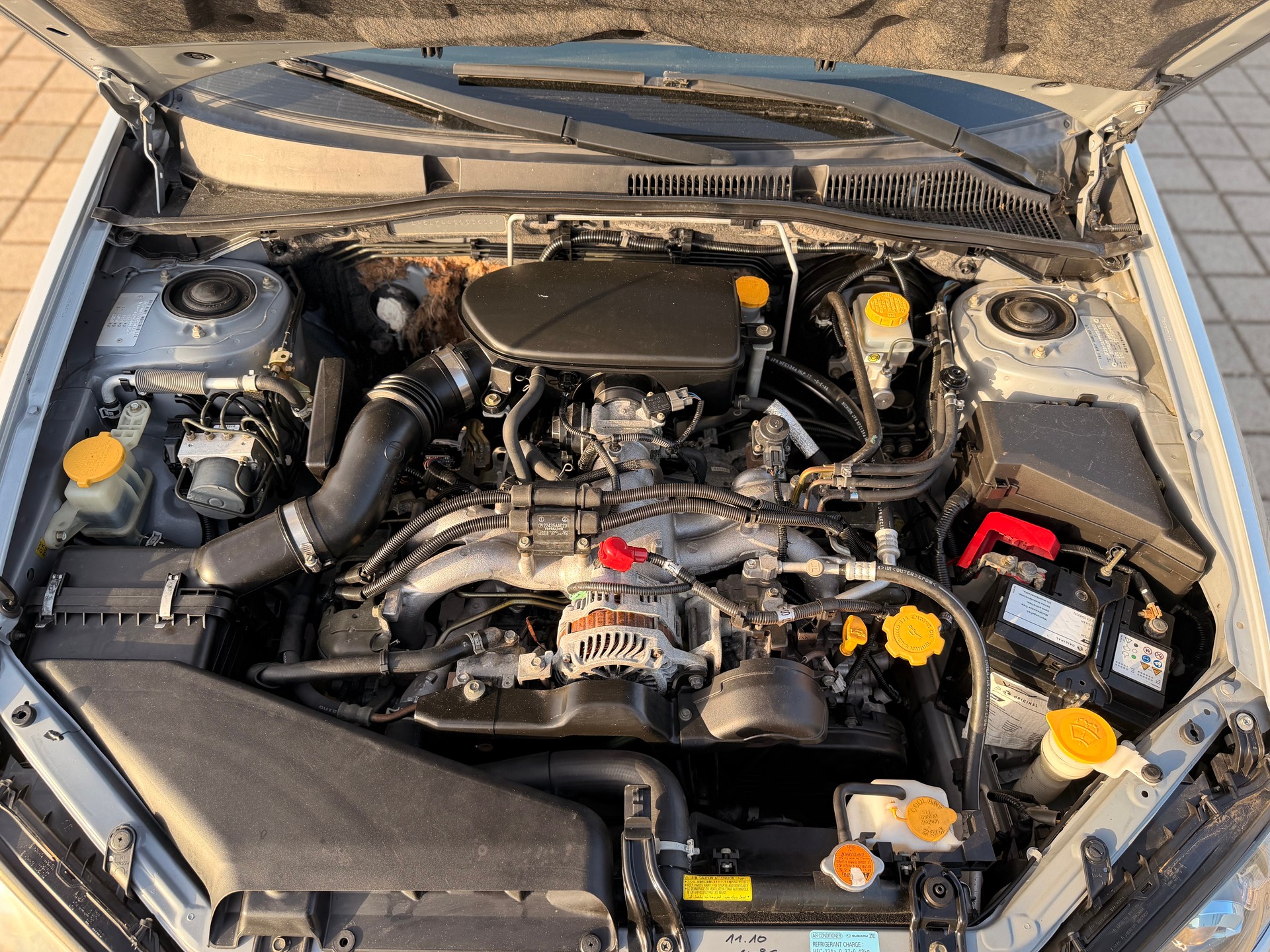 SUBARU Legacy 2.0i AWD-image-30