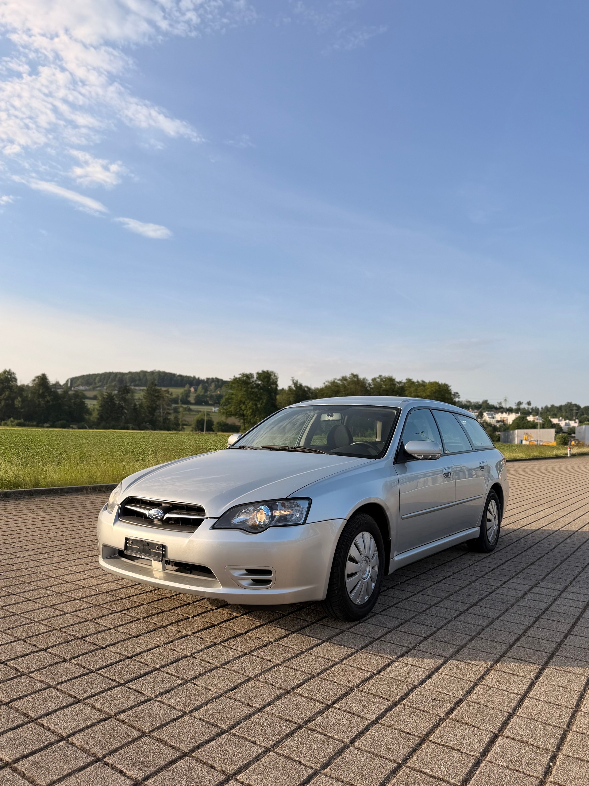 SUBARU Legacy 2.0i AWD-image-0