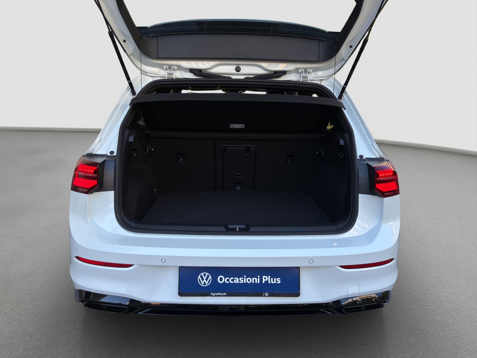 VW Golf 1.5 eTSI mHEV ACT R-Line DSG-image-9