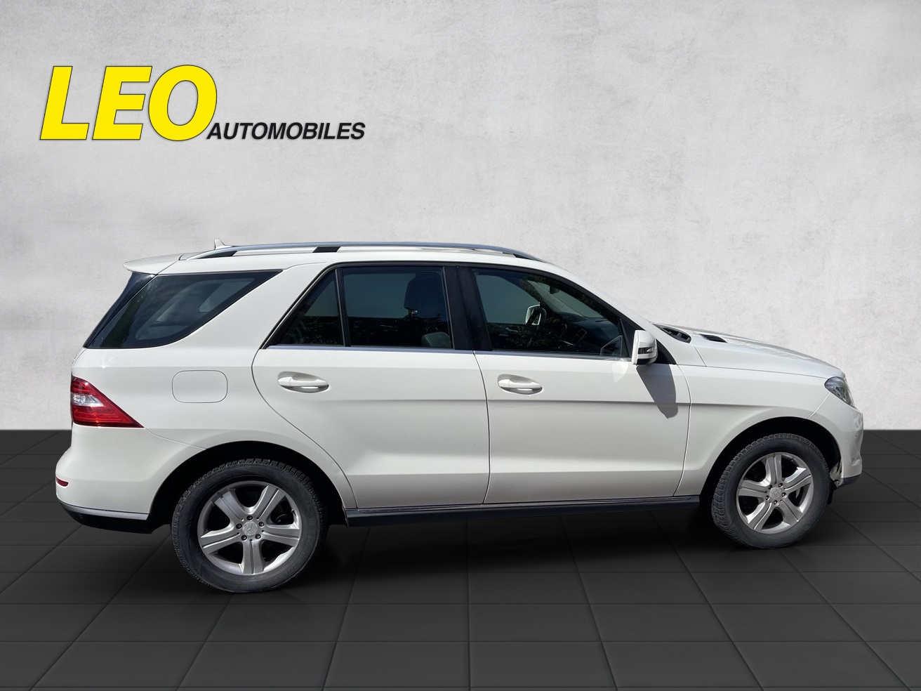 MERCEDES-BENZ ML 250 BlueTEC Executive 4Matic 7G-Tronic-image-6