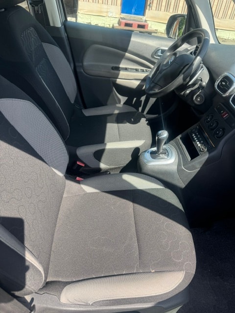 CITROEN C3 Picasso 1.6 HDi Swiss Style EGS6-image-11