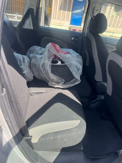 CITROEN C3 Picasso 1.6 HDi Swiss Style EGS6-image-9