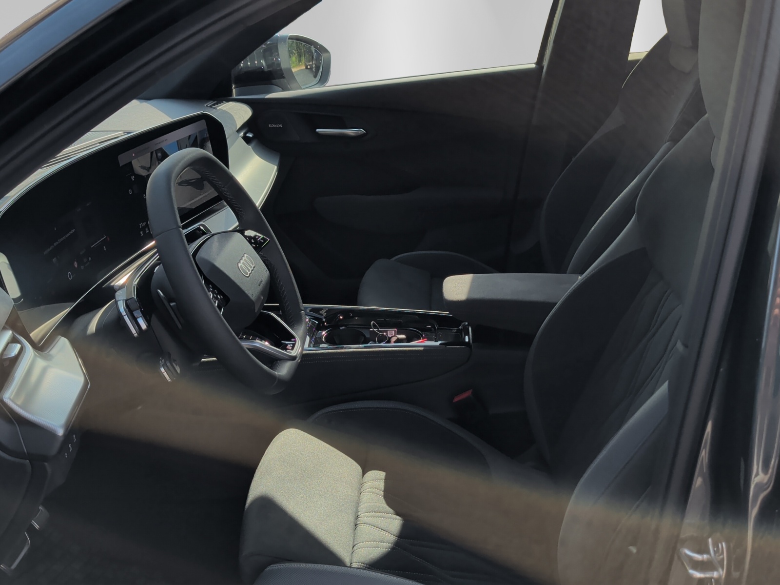 AUDI Q3 SUV TFSI quattro 195 kW S tronic-image-8
