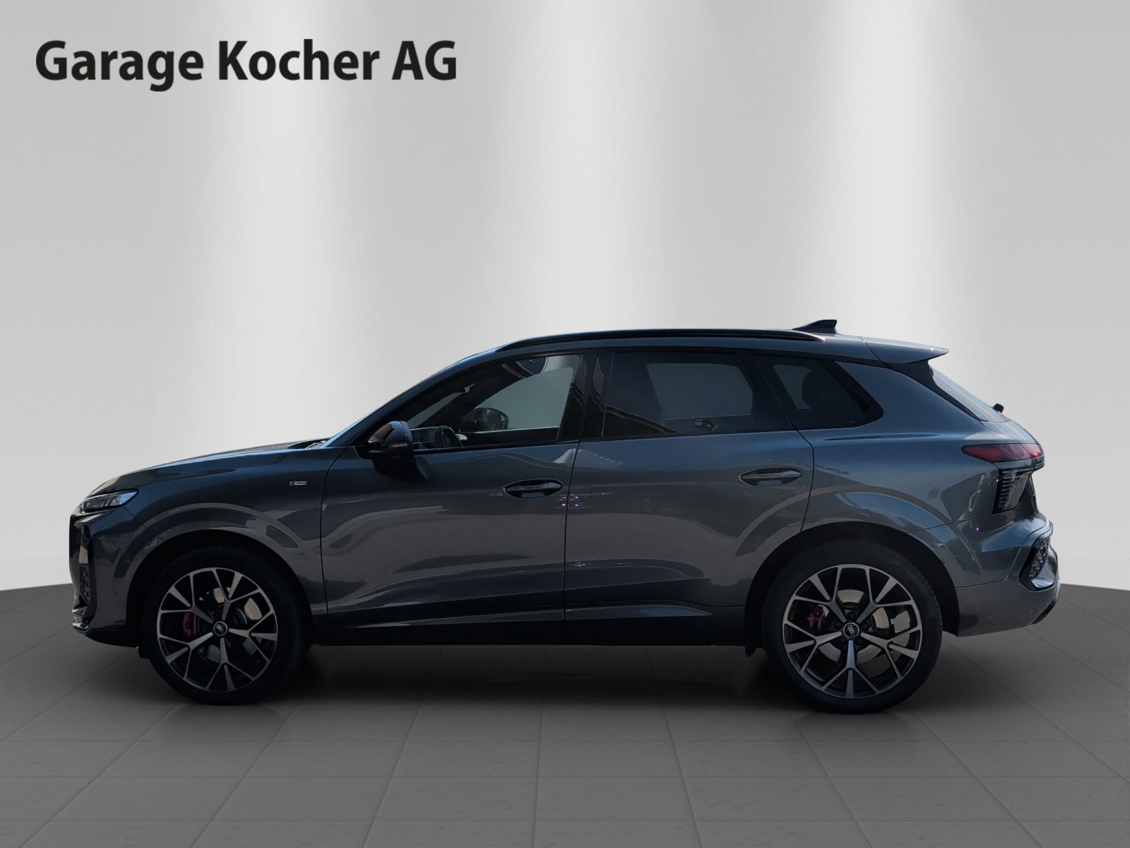 AUDI Q3 SUV TFSI quattro 195 kW S tronic-showroom-element-2