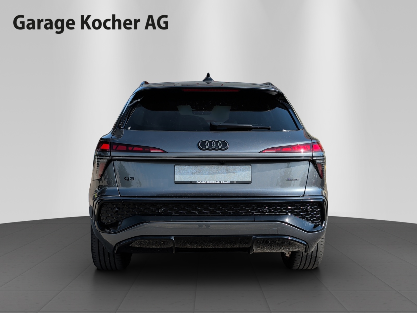 AUDI Q3 SUV TFSI quattro 195 kW S tronic-image-3