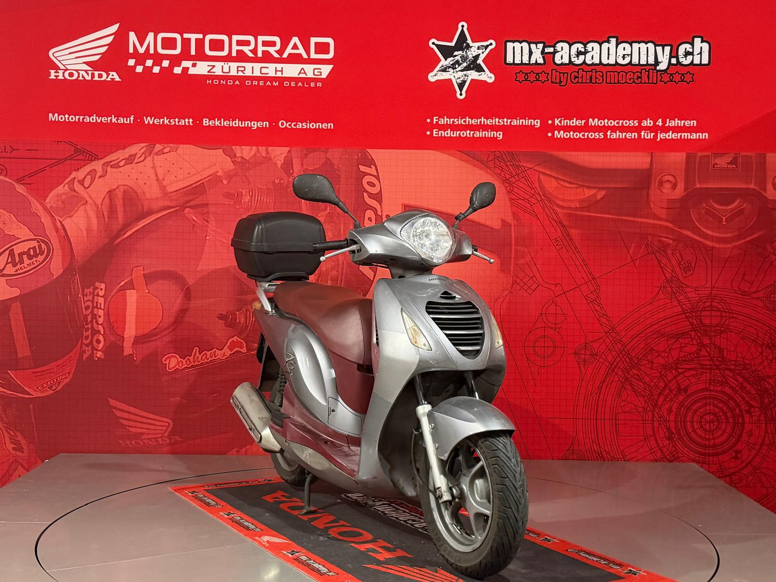 HONDA Honda ***PS125i***Silber**Occasion**-showroom-element-2