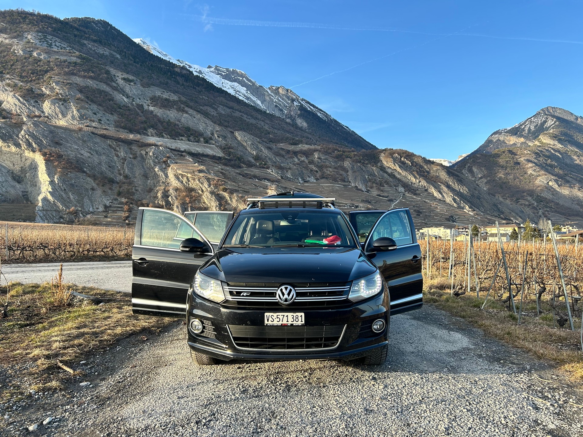 VW 2.0 TSI 210 R-Line Design DSG-image-0