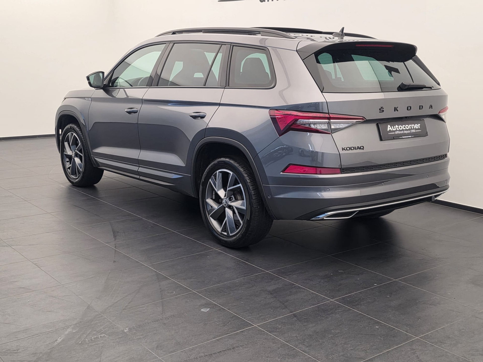 SKODA Kodiaq 2.0 TDI CR SportLine 4x4 DSG-image-8