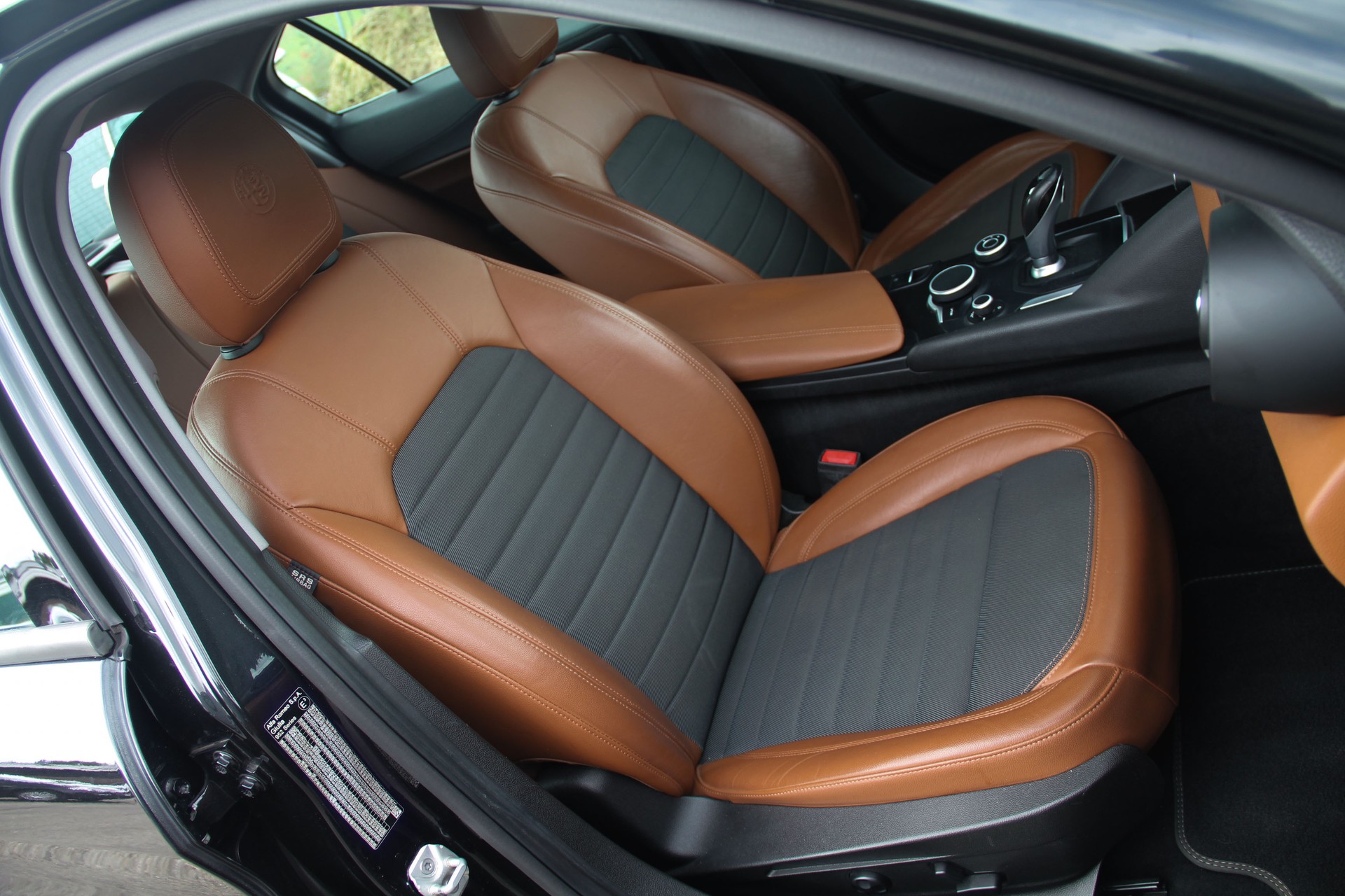 ALFA ROMEO Giulia 2.0 Super Automatic-image-10