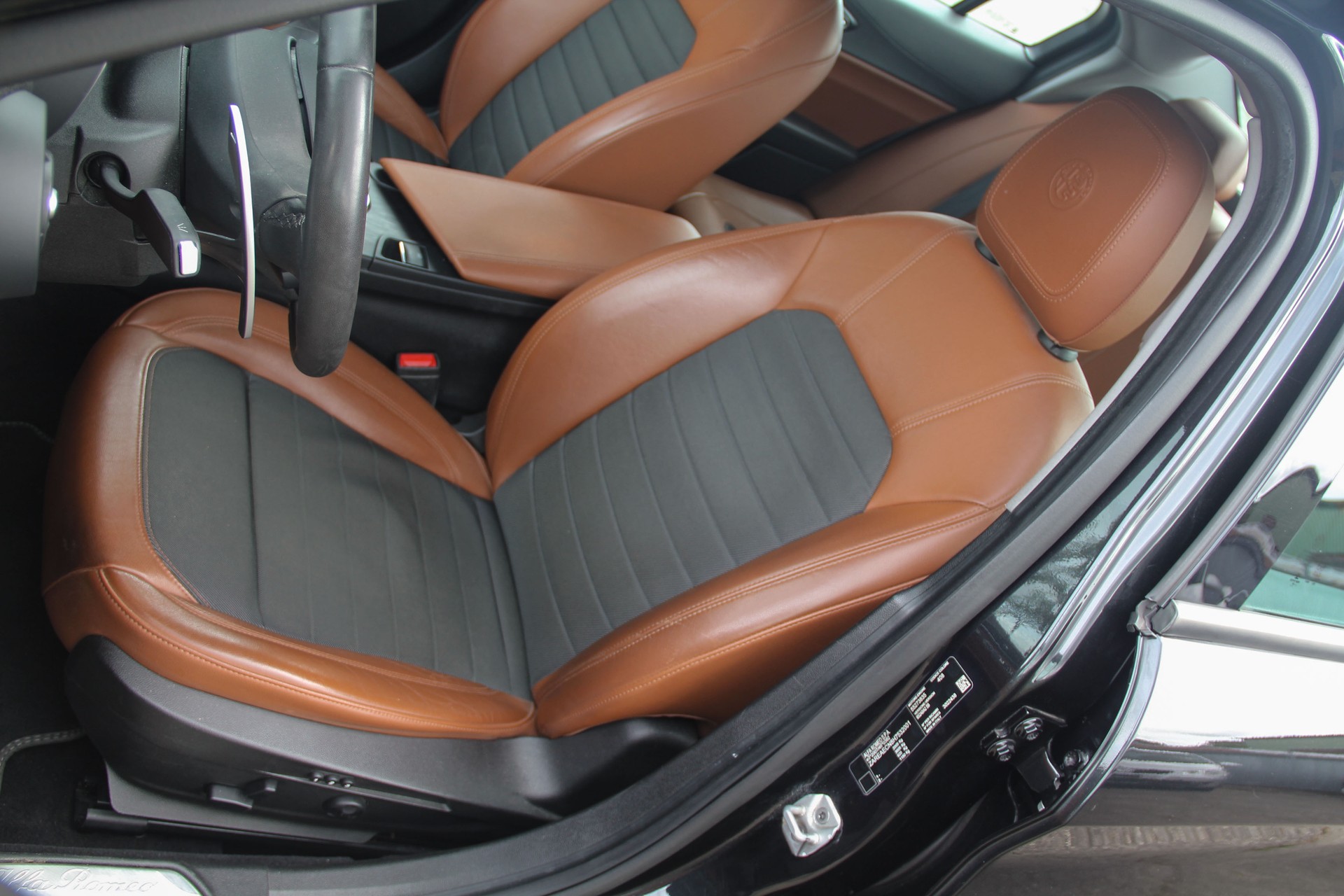 ALFA ROMEO Giulia 2.0 Super Automatic-image-6