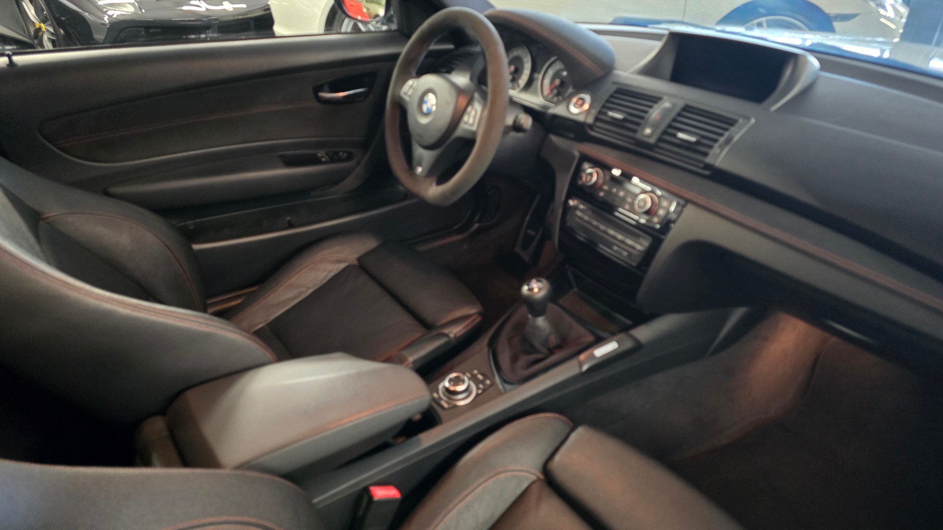 BMW 1er M Coupé-image-17