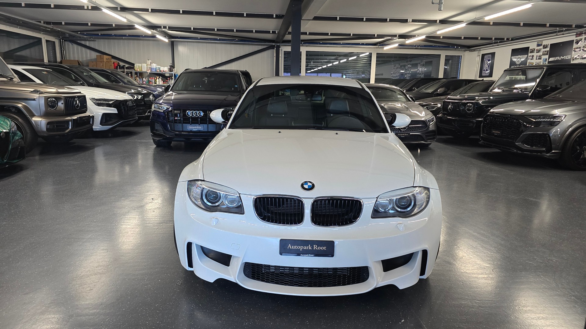 BMW 1er M Coupé-showroom-element-2