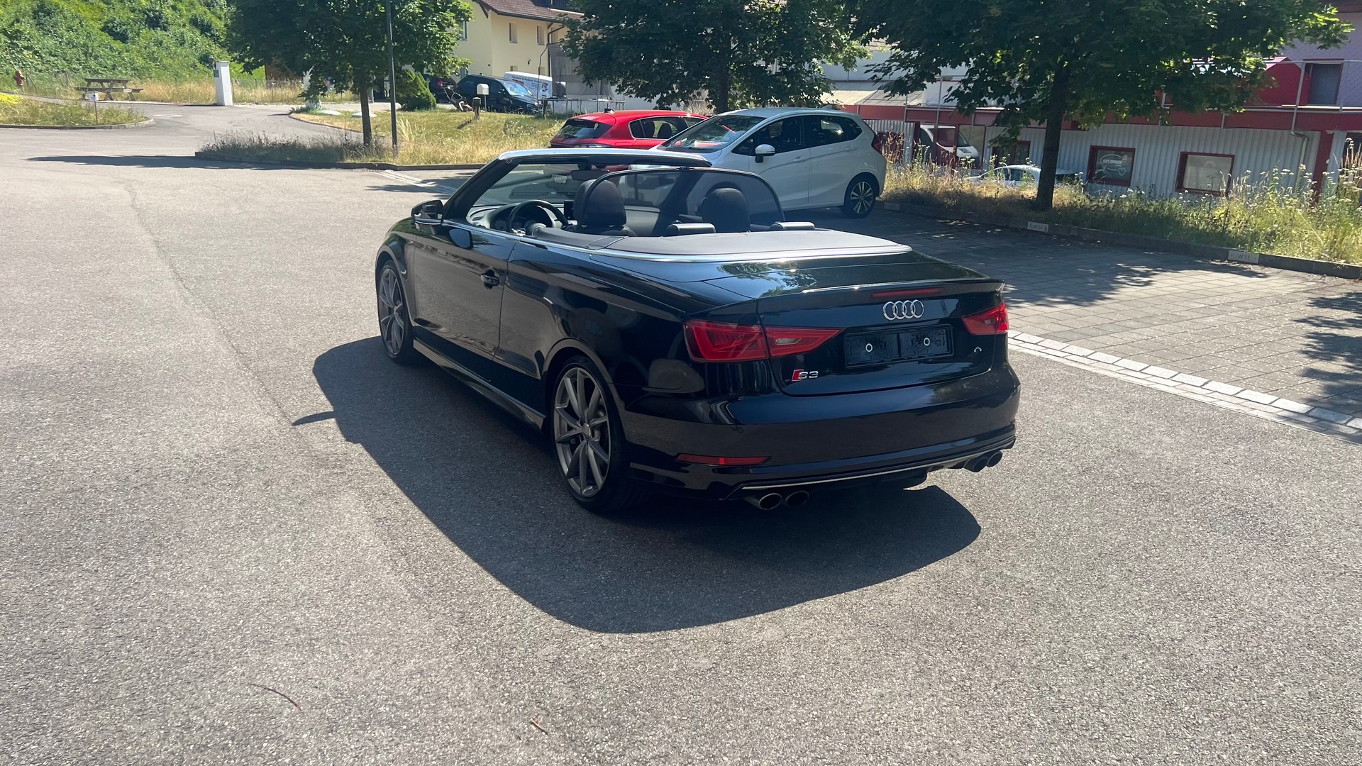 AUDI 2.0 T FSI quattro S-Tronic-image-12