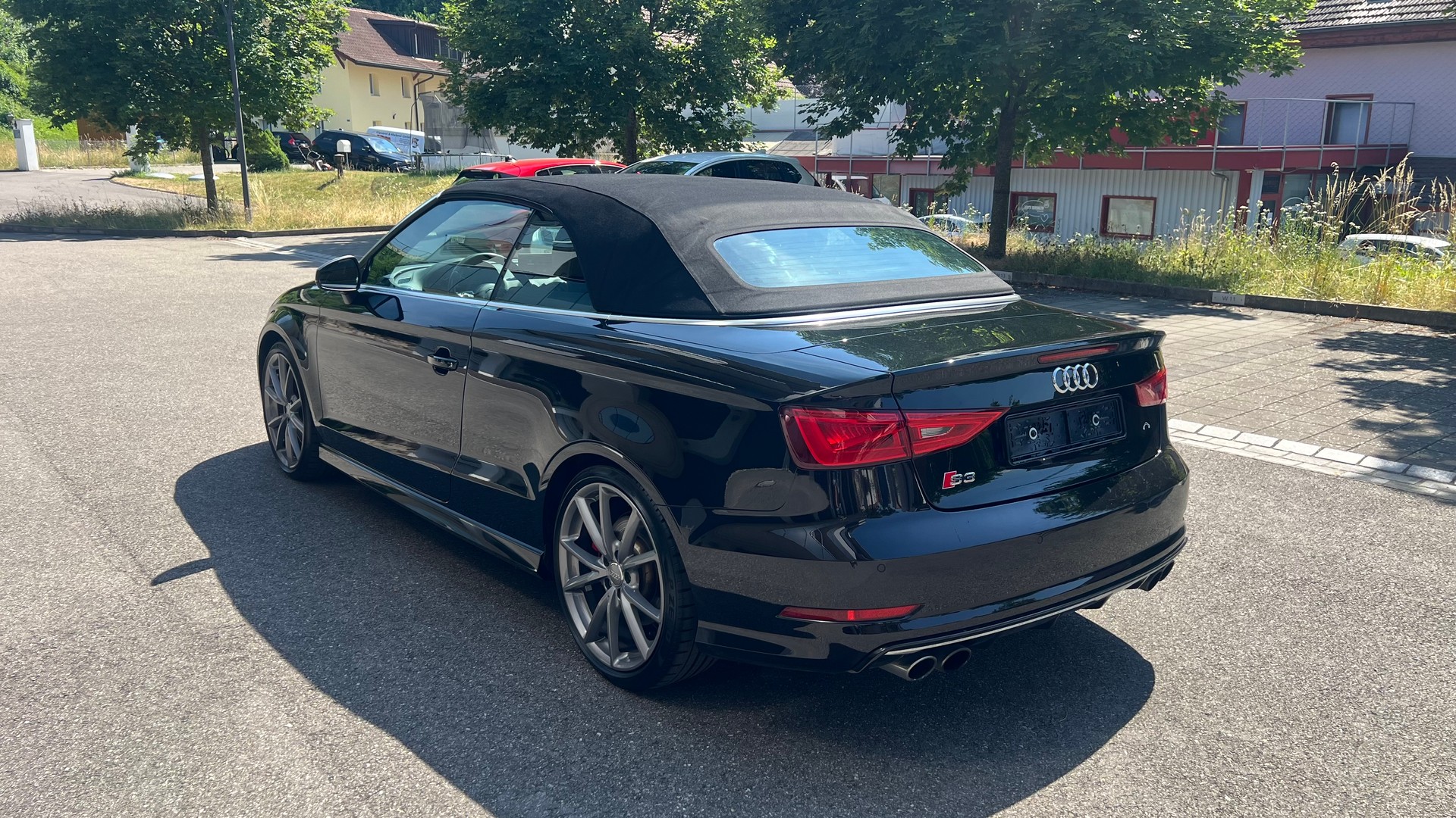AUDI 2.0 T FSI quattro S-Tronic-image-6