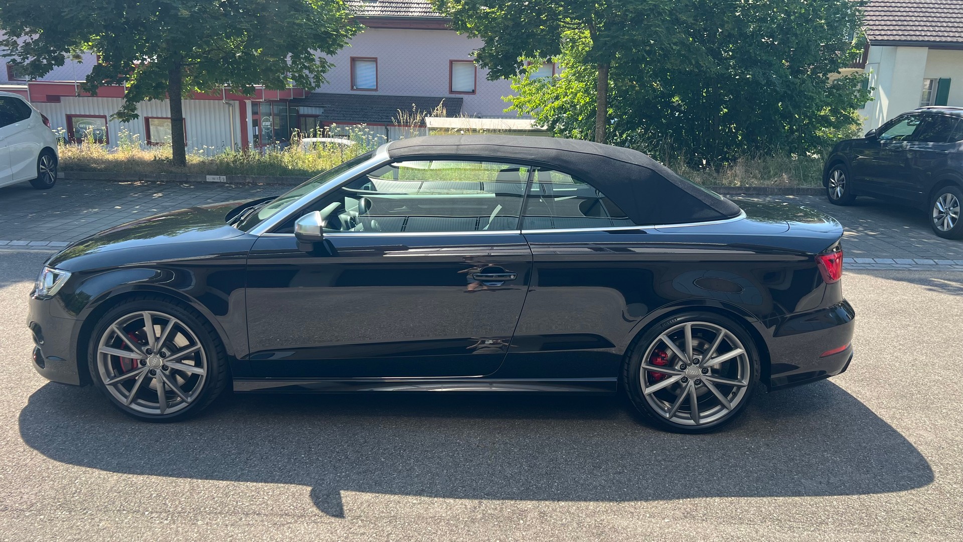AUDI 2.0 T FSI quattro S-Tronic-image-2