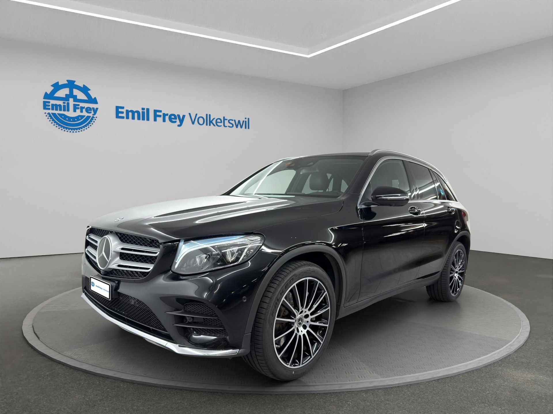 MERCEDES-BENZ GLC 250 AMG Line 4m-image-0