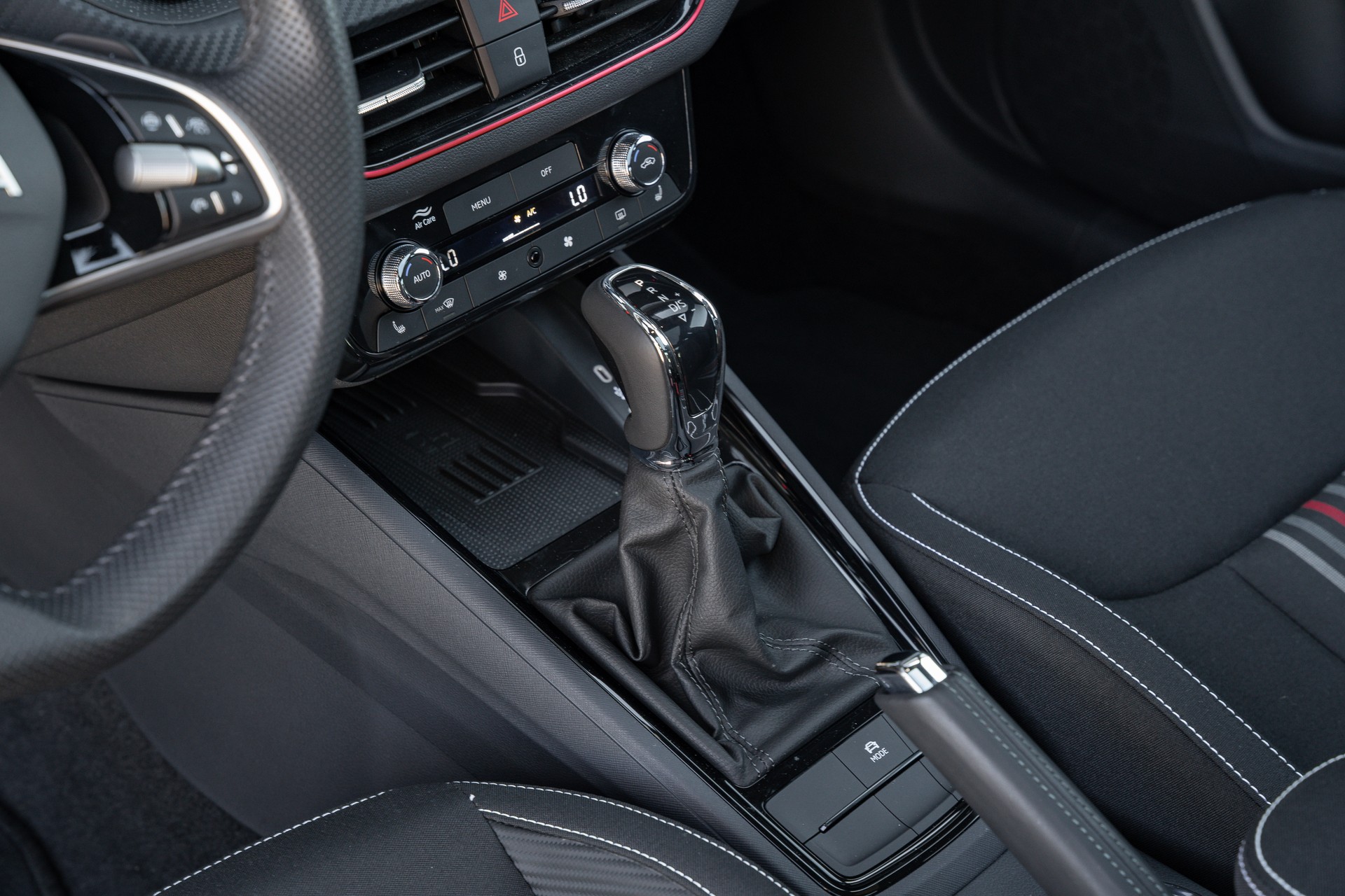 SKODA Scala 1.5 TSI Monte Carlo DSG-image-19