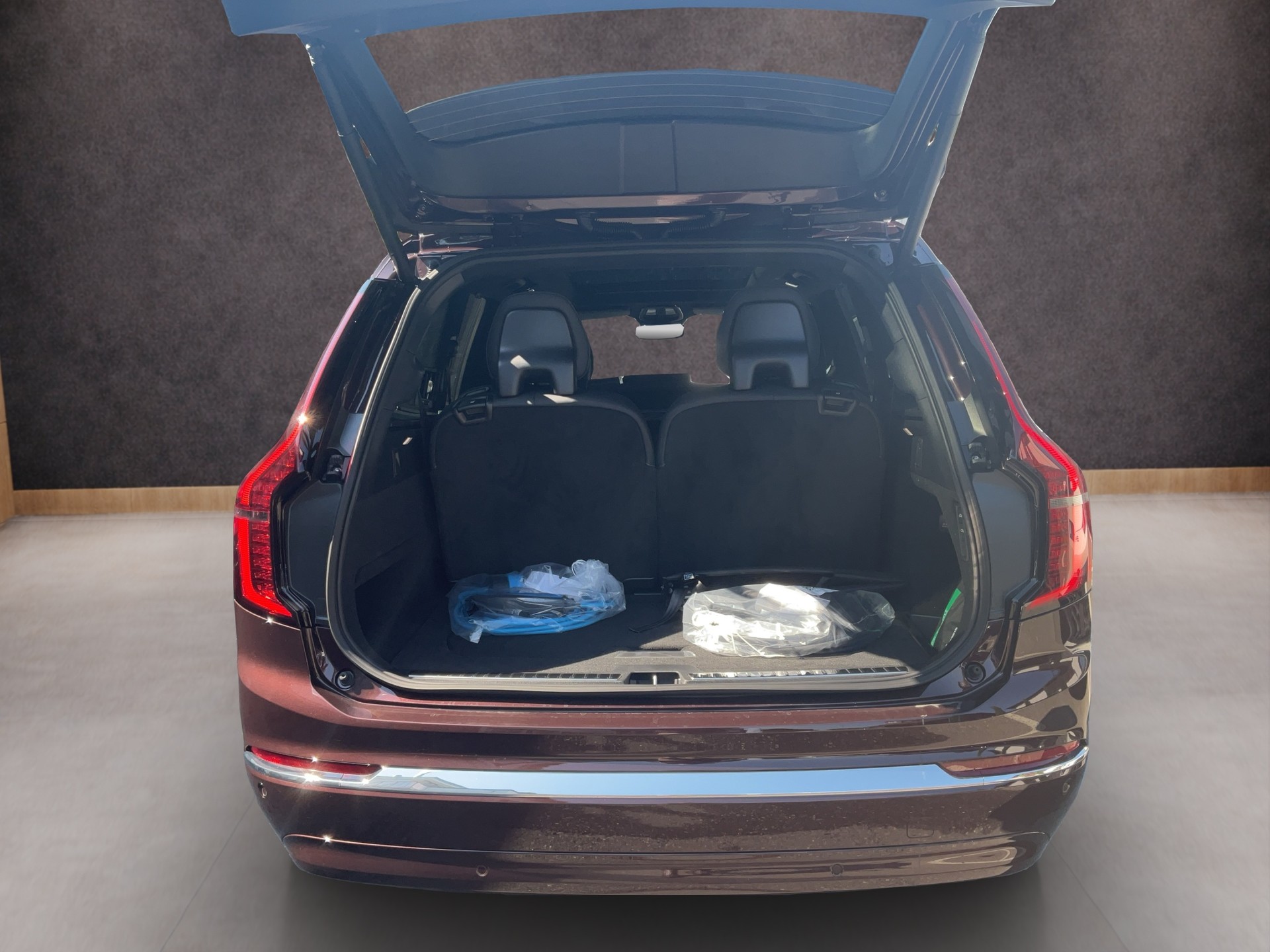 VOLVO XC90 2.0 T8 TE Ultra Bright eAWD-image-12