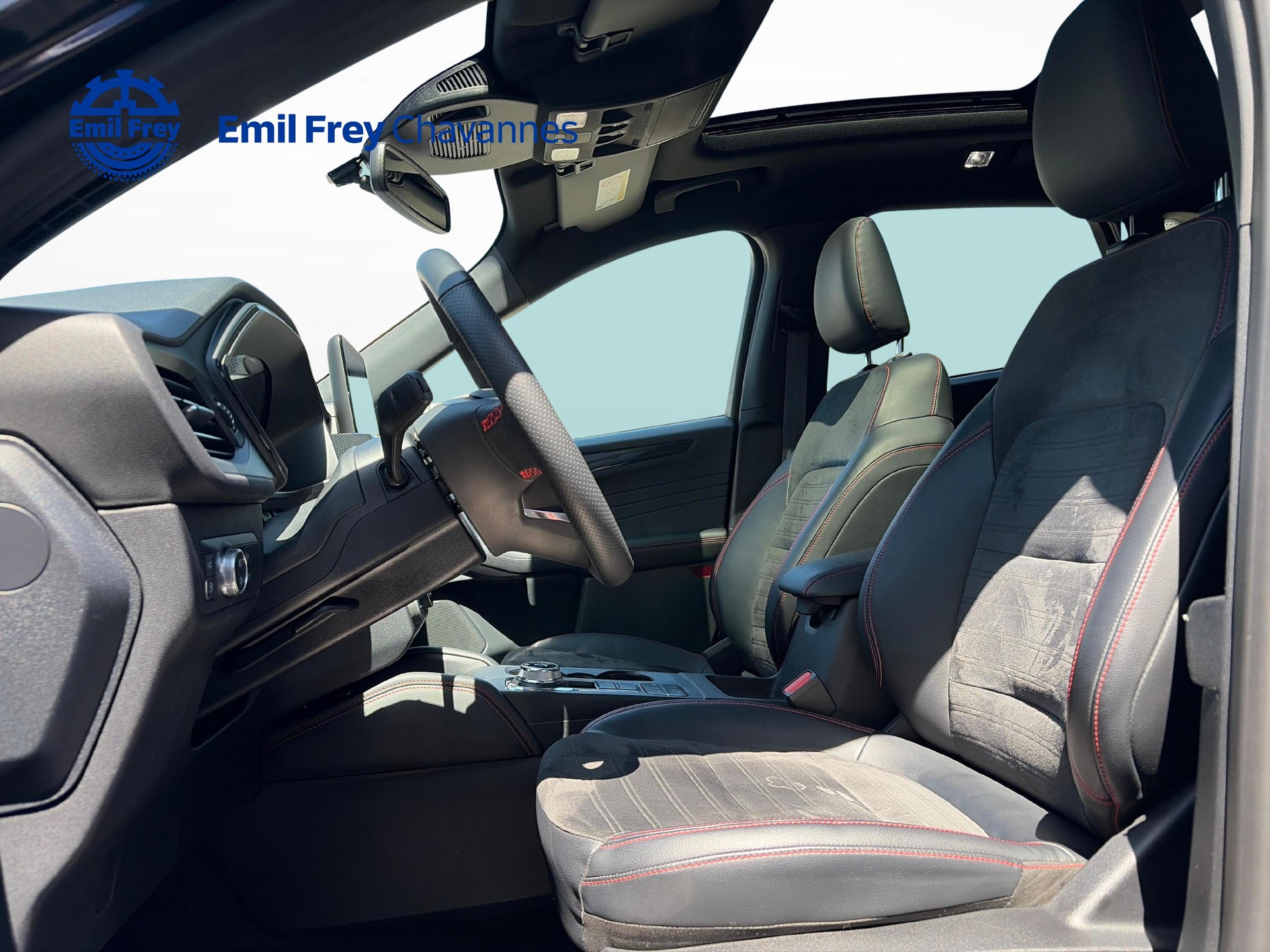 FORD Kuga 2.5 Plug-in Hybrid ST-Line X-image-9