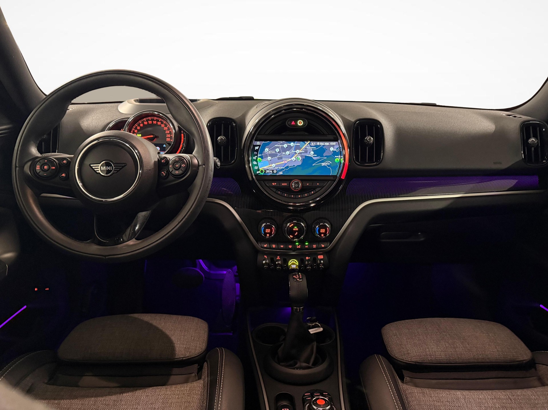 MINI Countryman F60 1.5i Cooper S E ALL4-image-9