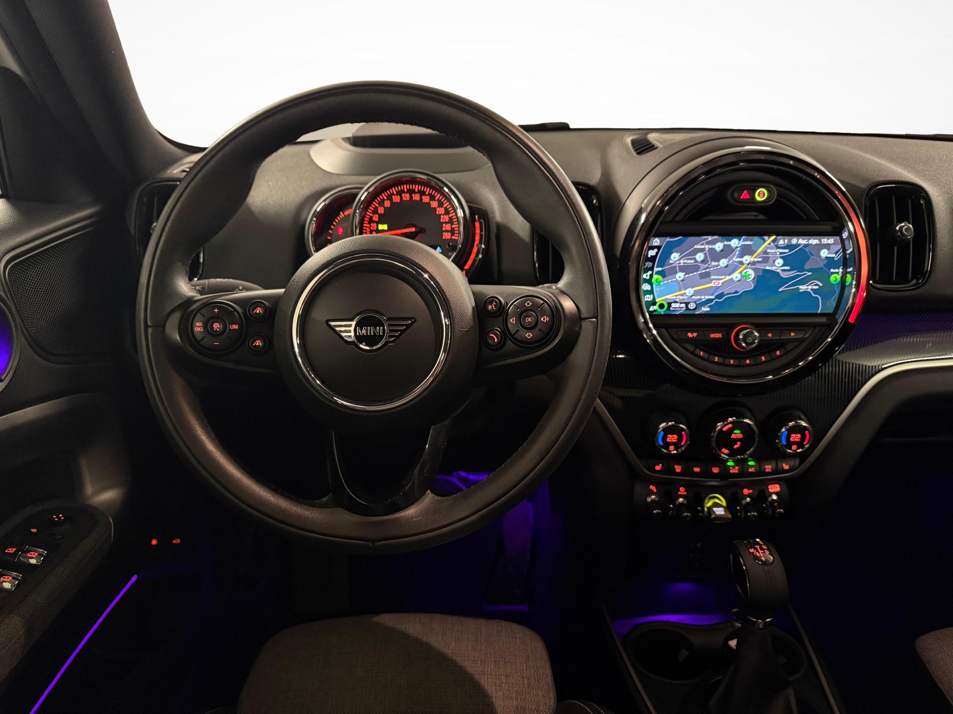 MINI Countryman F60 1.5i Cooper S E ALL4-image-10