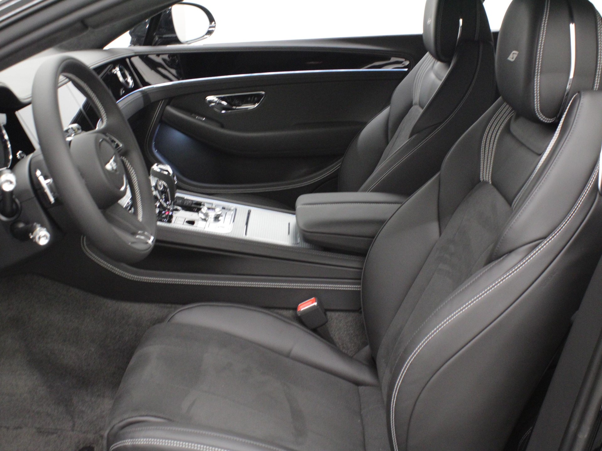 BENTLEY Continental GT 4.0 V8 S-image-11