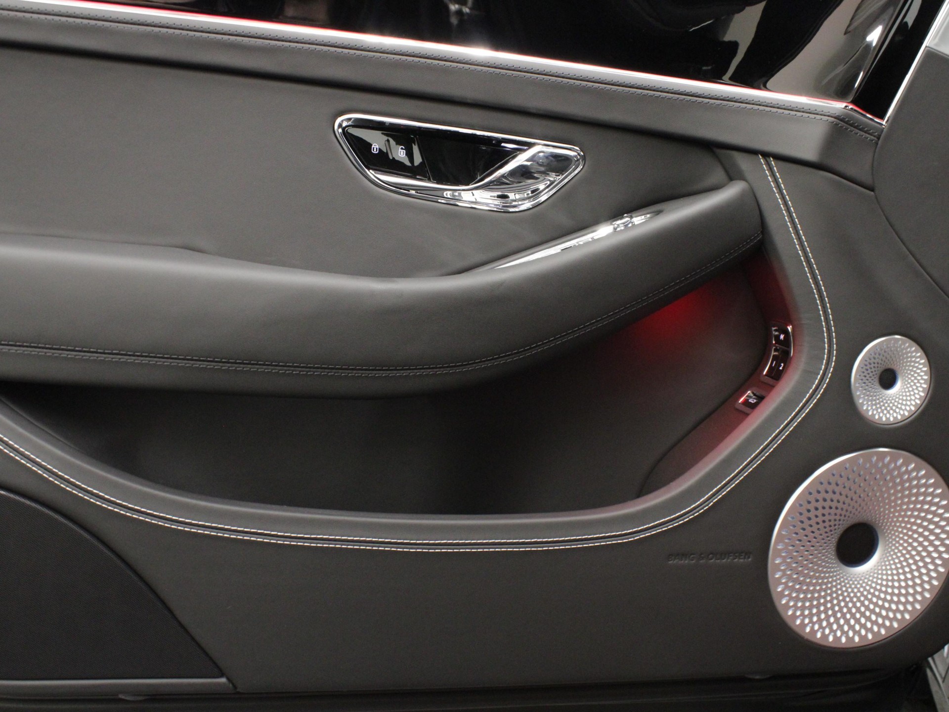 BENTLEY Continental GT 4.0 V8 S-image-15