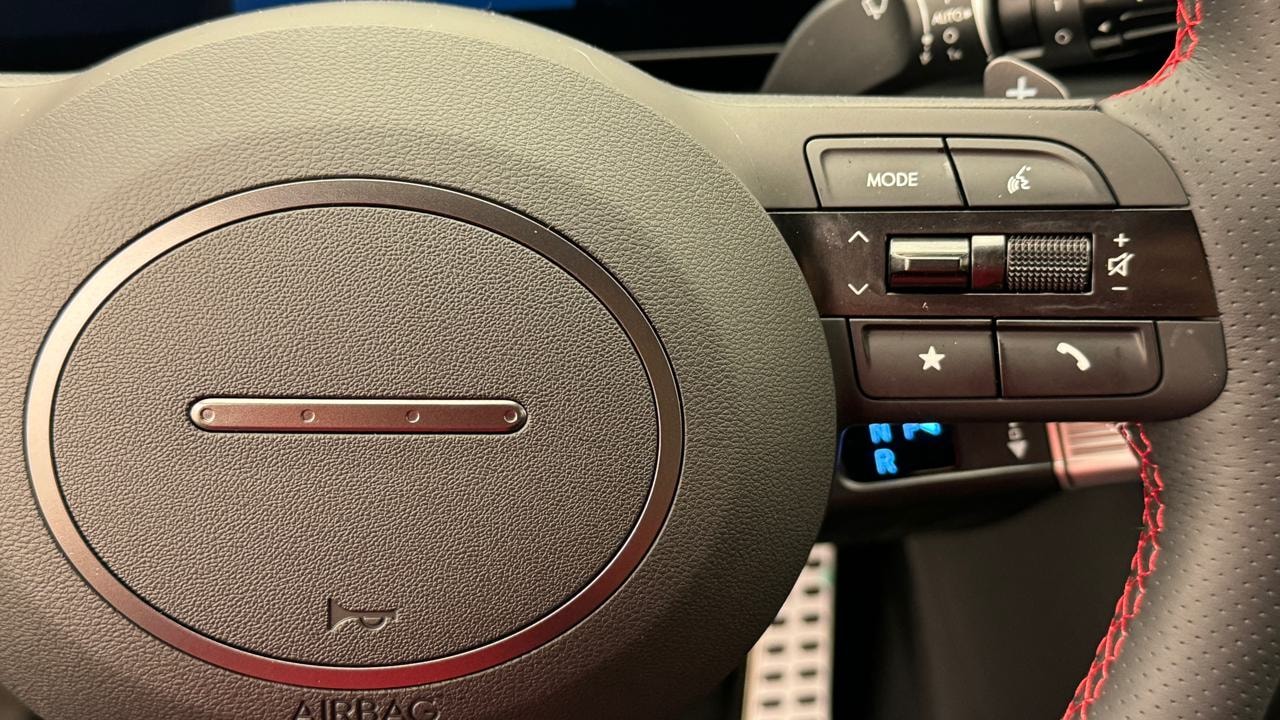 HYUNDAI Tucson 1.6 TGDI HEV N-Line 4WD-image-9