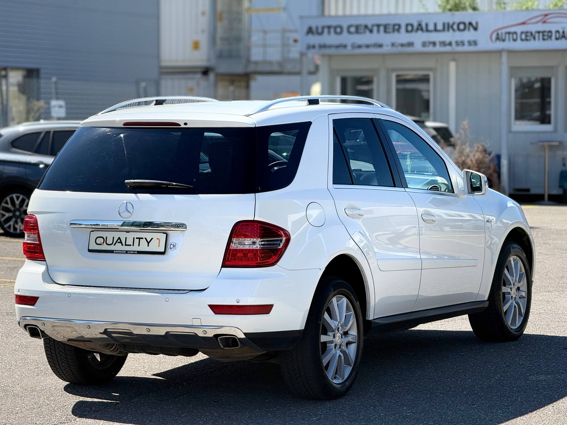 MERCEDES-BENZ ML 300 CDI Blue Efficiency 4Matic 7G-Tronic-image-13