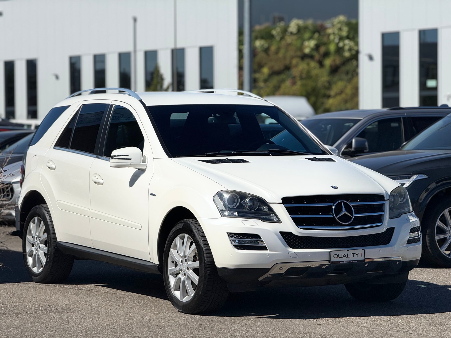 MERCEDES-BENZ ML 300 CDI Blue Efficiency 4Matic 7G-Tronic-image-0