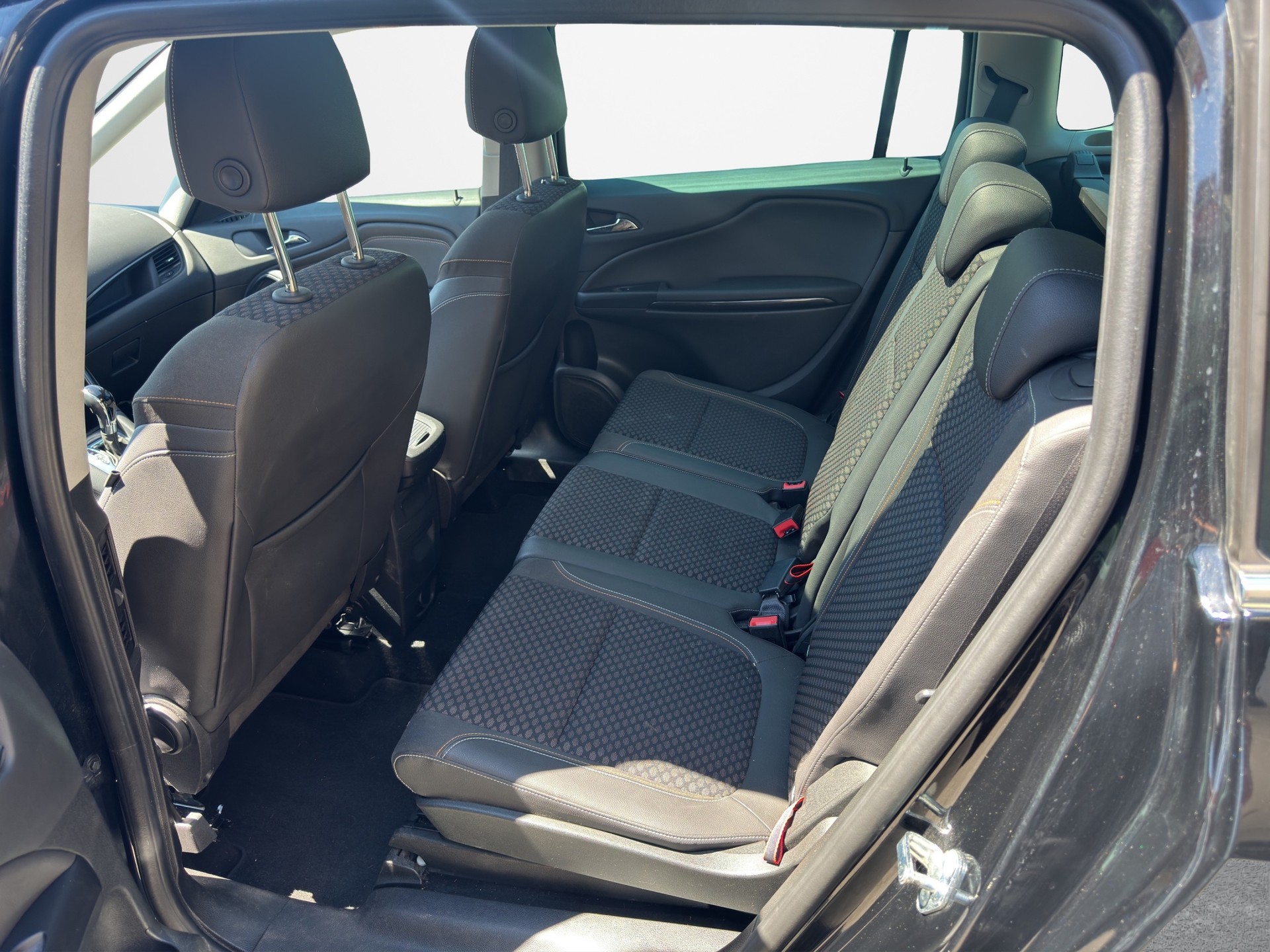 OPEL Zafira 1.6i 16V Turbo Excellence Automatic-image-10