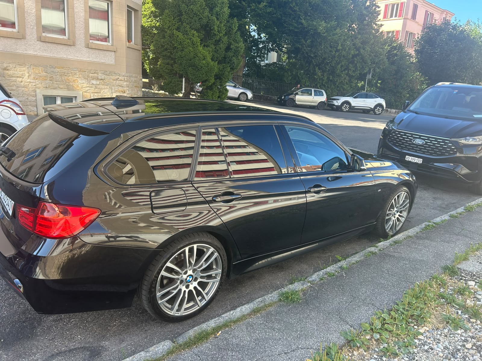 BMW 328i xDrive-image-0