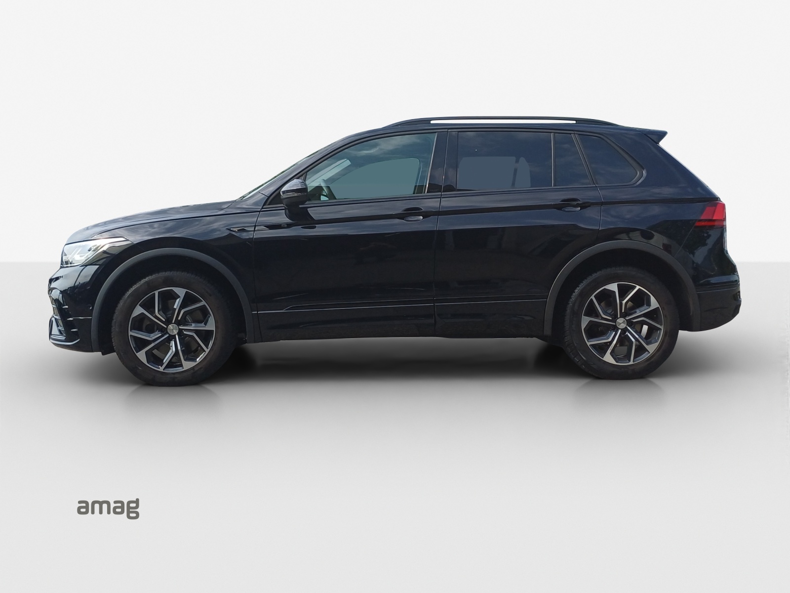 VW Tiguan 2.0TSI R-Line 4Motion DSG-showroom-element-1
