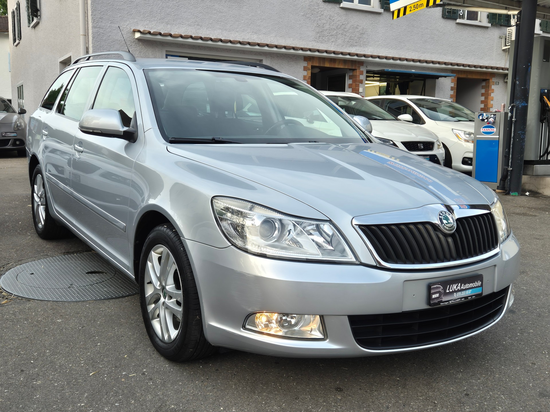 SKODA Octavia Combi 1.6 TDI Swiss Adventure 4x4-image-6