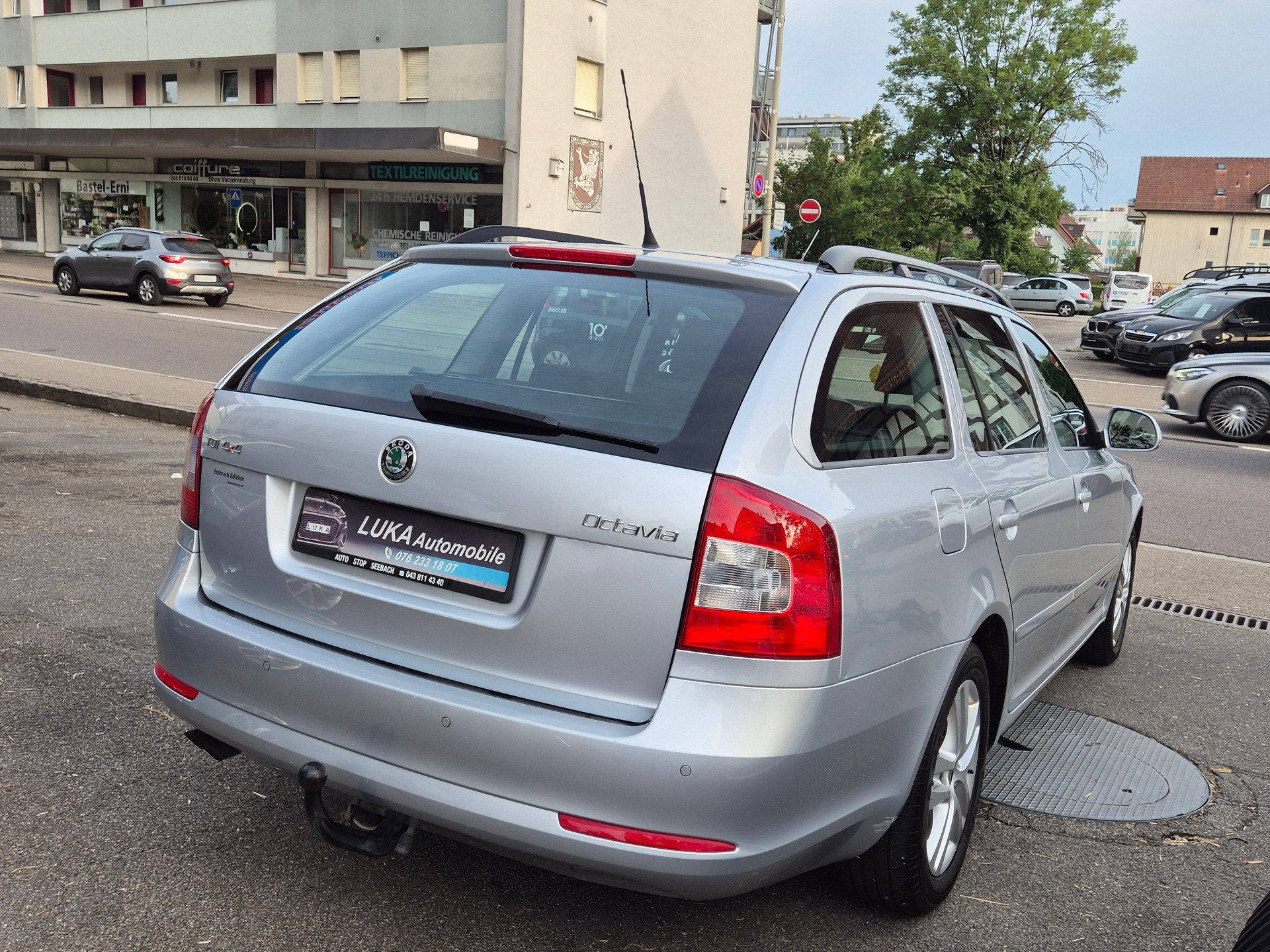 SKODA Octavia Combi 1.6 TDI Swiss Adventure 4x4-image-4