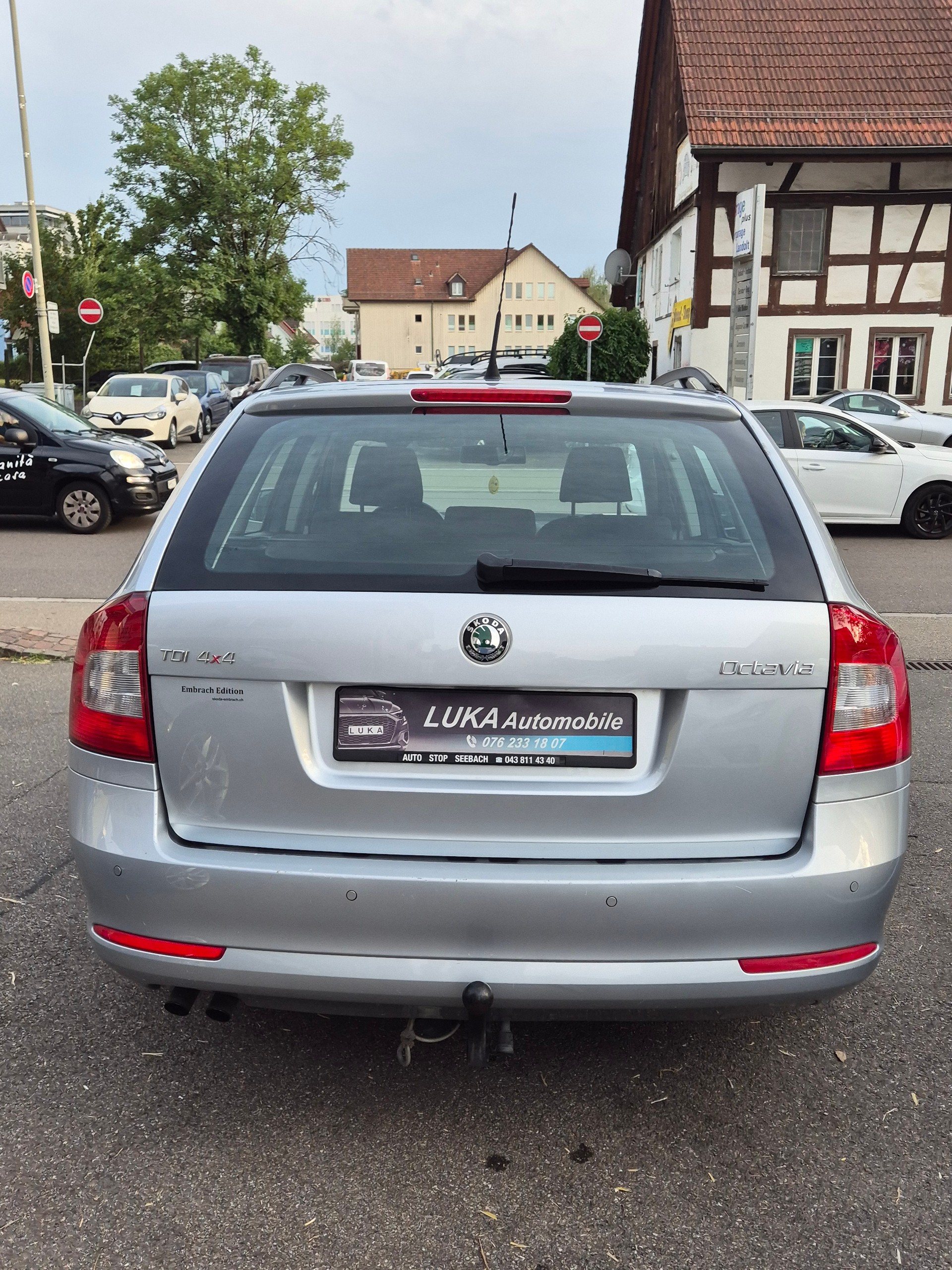 SKODA Octavia Combi 1.6 TDI Swiss Adventure 4x4-image-3