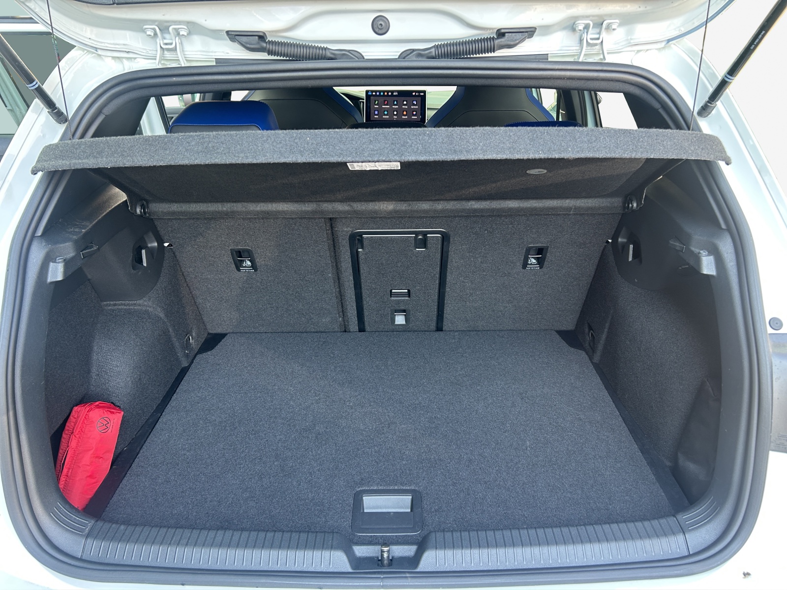 VW Golf 2.0 TSI R DSG 4 Motion-image-12