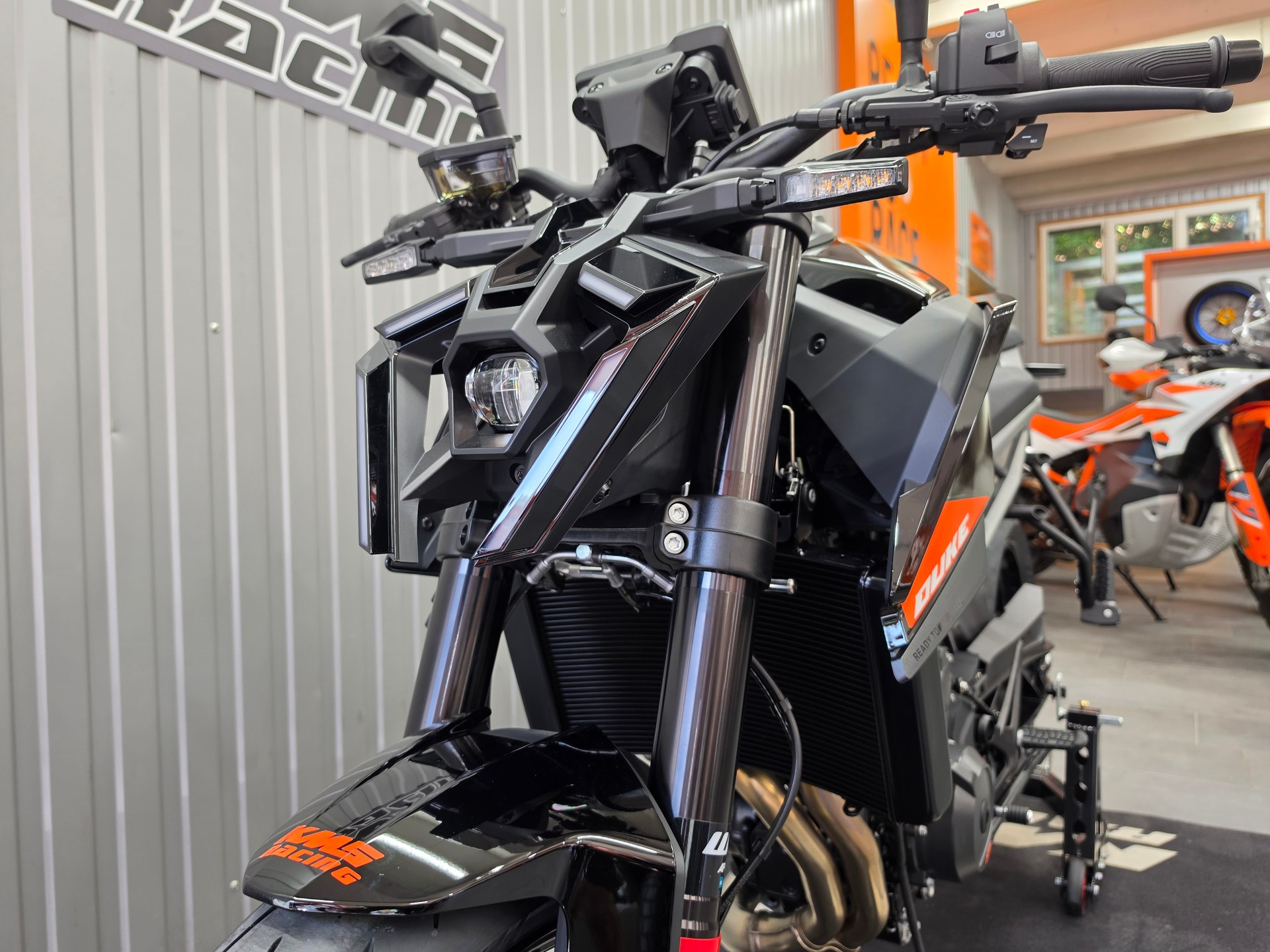 KTM 790 Duke-image-12