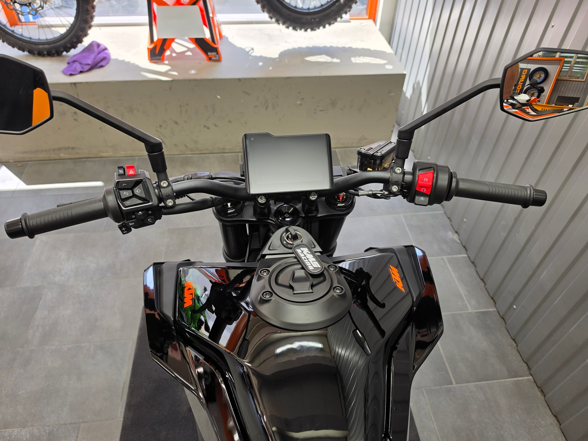 KTM 790 Duke-image-11
