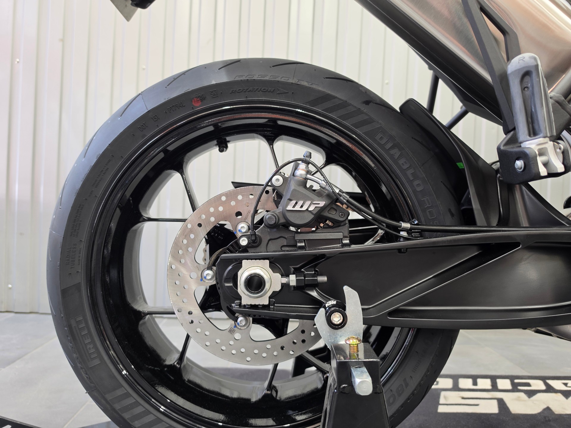 KTM 790 Duke-image-4