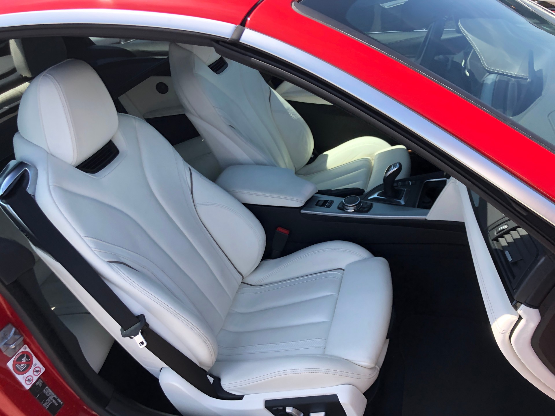 BMW 440i Cabriolet xDrive M Sport Steptronic-image-17