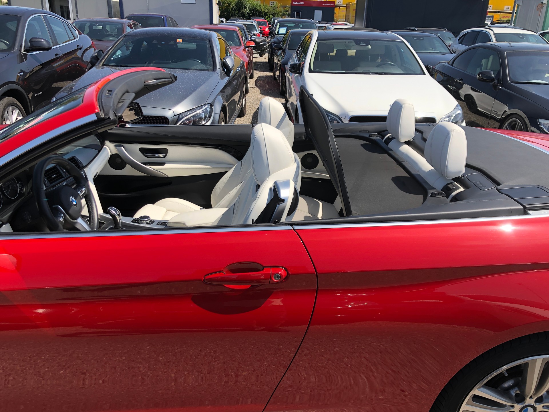 BMW 440i Cabriolet xDrive M Sport Steptronic-image-8
